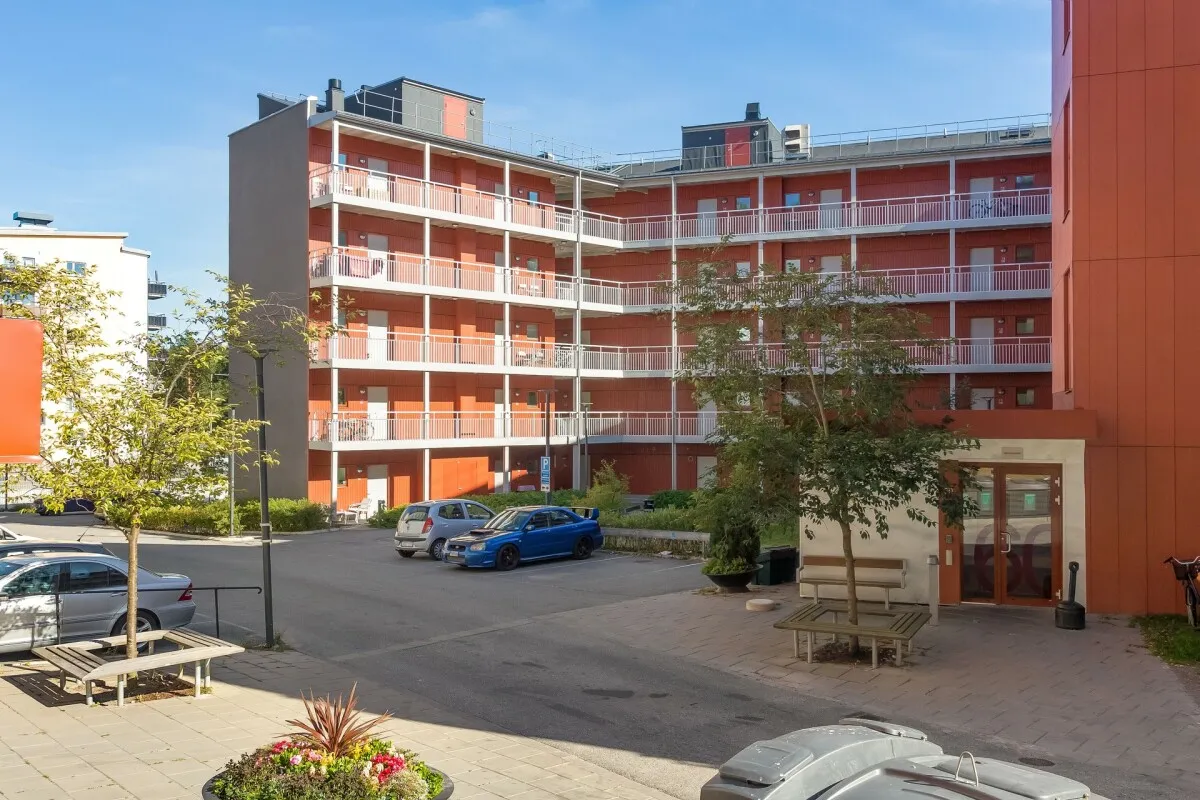 Småbrukets backe 60 i Huddinge