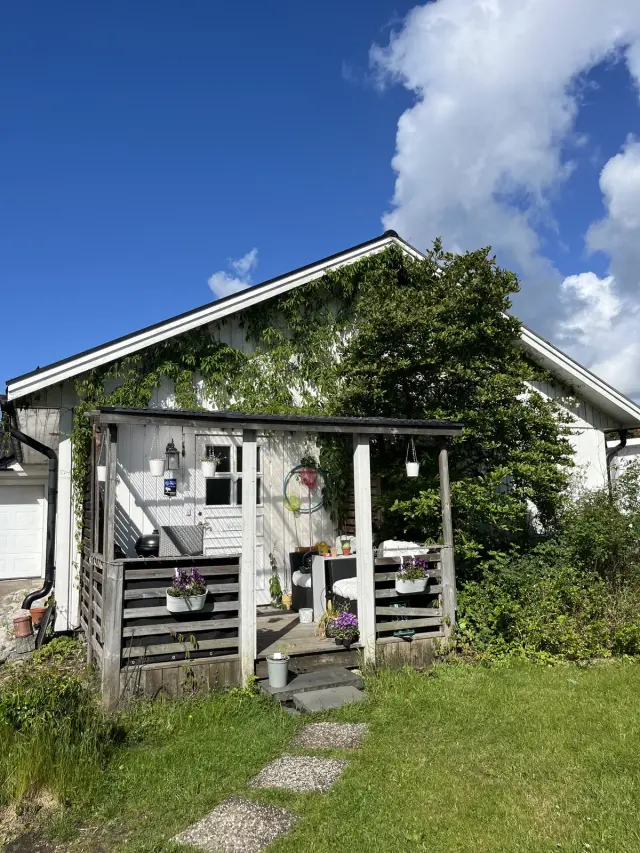 Hyresbostad på Sandbryggevägen i Uddevalla