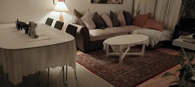 Hyreslägenhet på Hässelby i hasselby