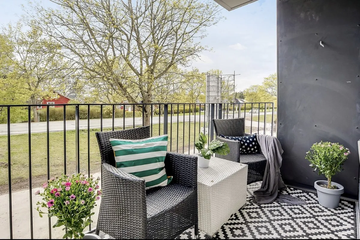 Blomsterkungsvägen i Hässelby