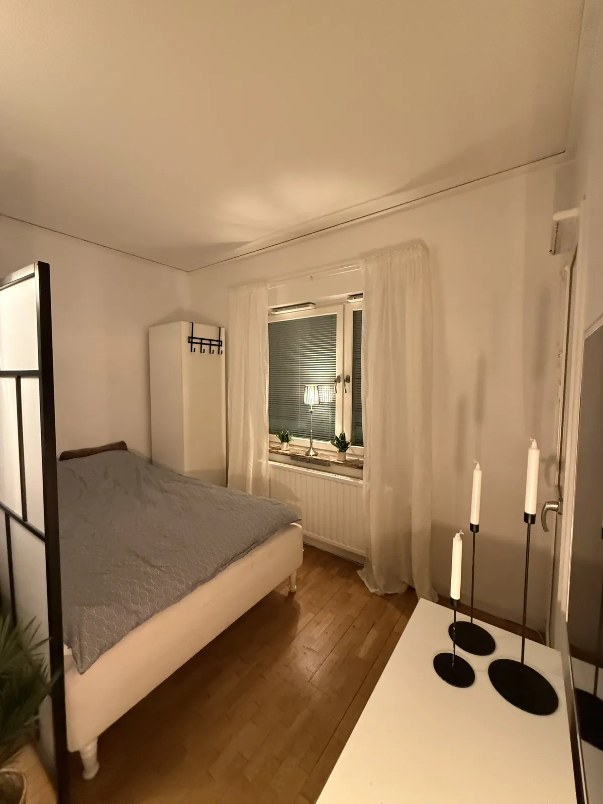 Kvarnbacksvägen i Bromma