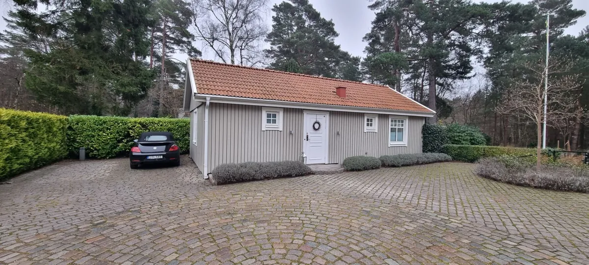 Västra Lärkvägen i Höllviken