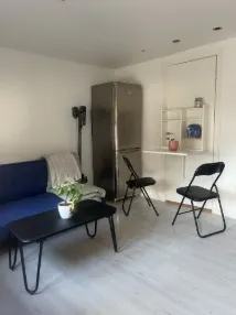 Snickarlasses väg i Enhörna