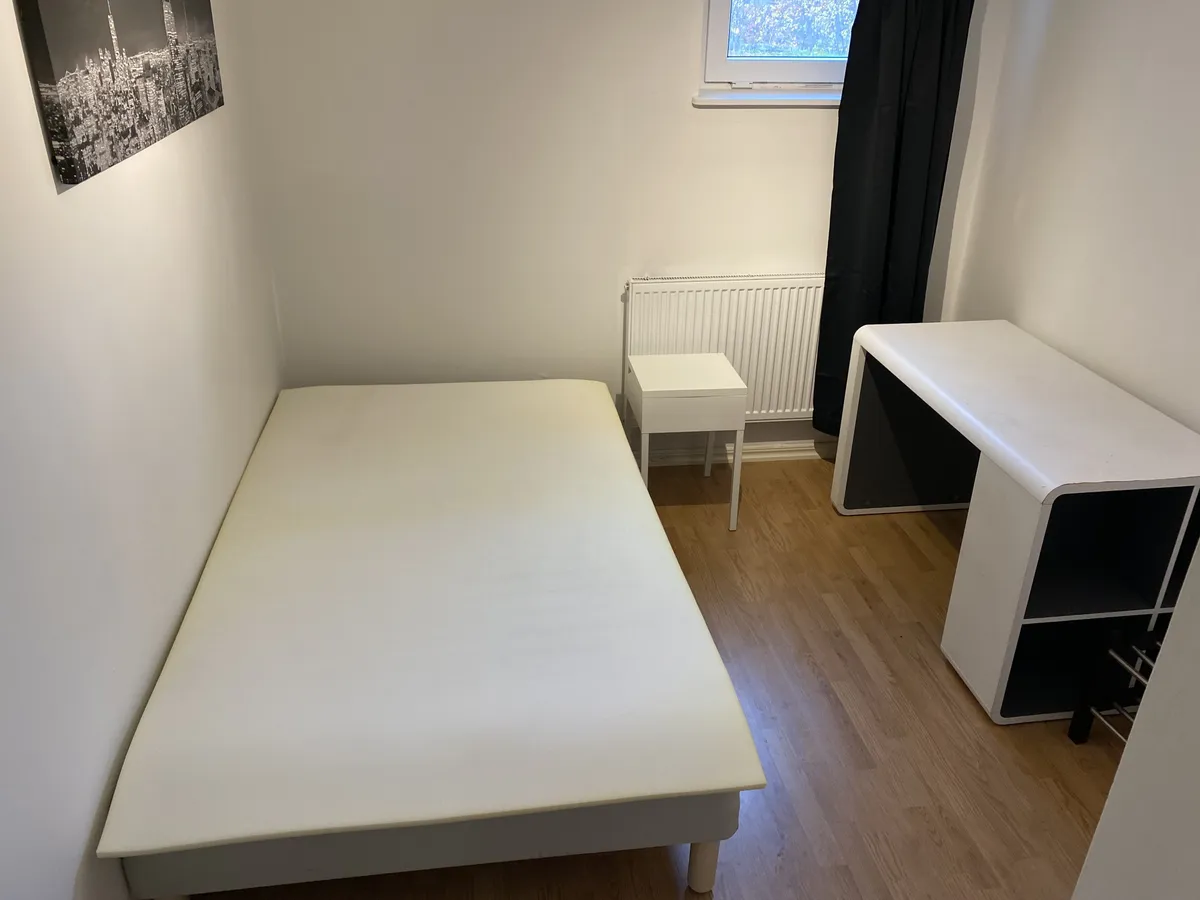 Östra Bäckevägen i Sävedalen