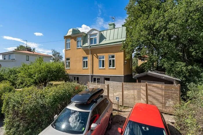 Hagelstavägen  i Bromma