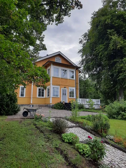 GRYTA ROSENBORG i Örsundsbro