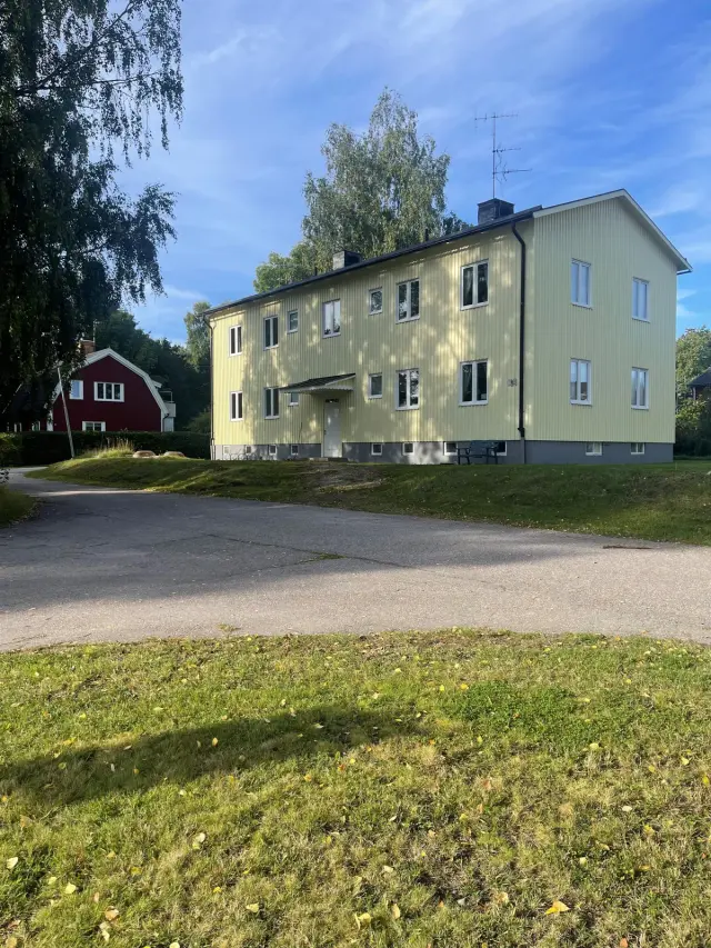 Hyreslägenhet på Ängsbacksvägen i Tierp