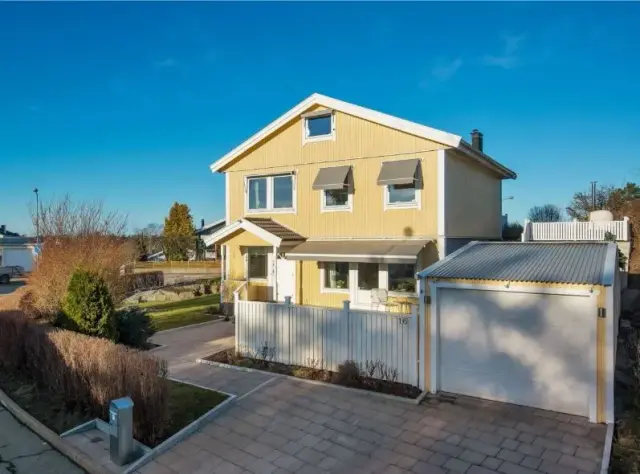 Hyreslägenhet på Hässelby i hasselby