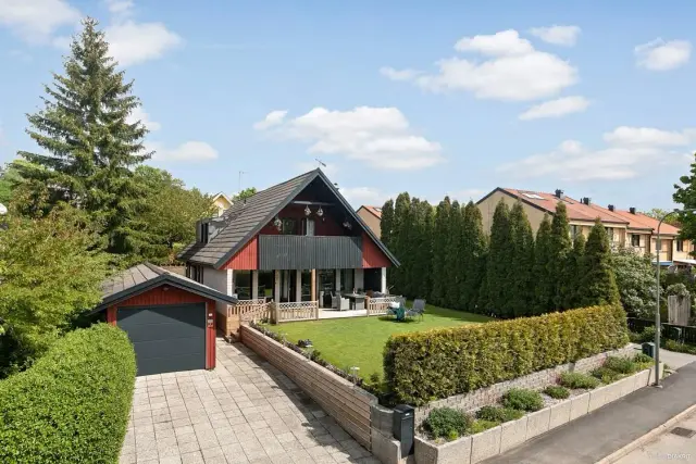 Hyresbostad på Hässelby i hasselby