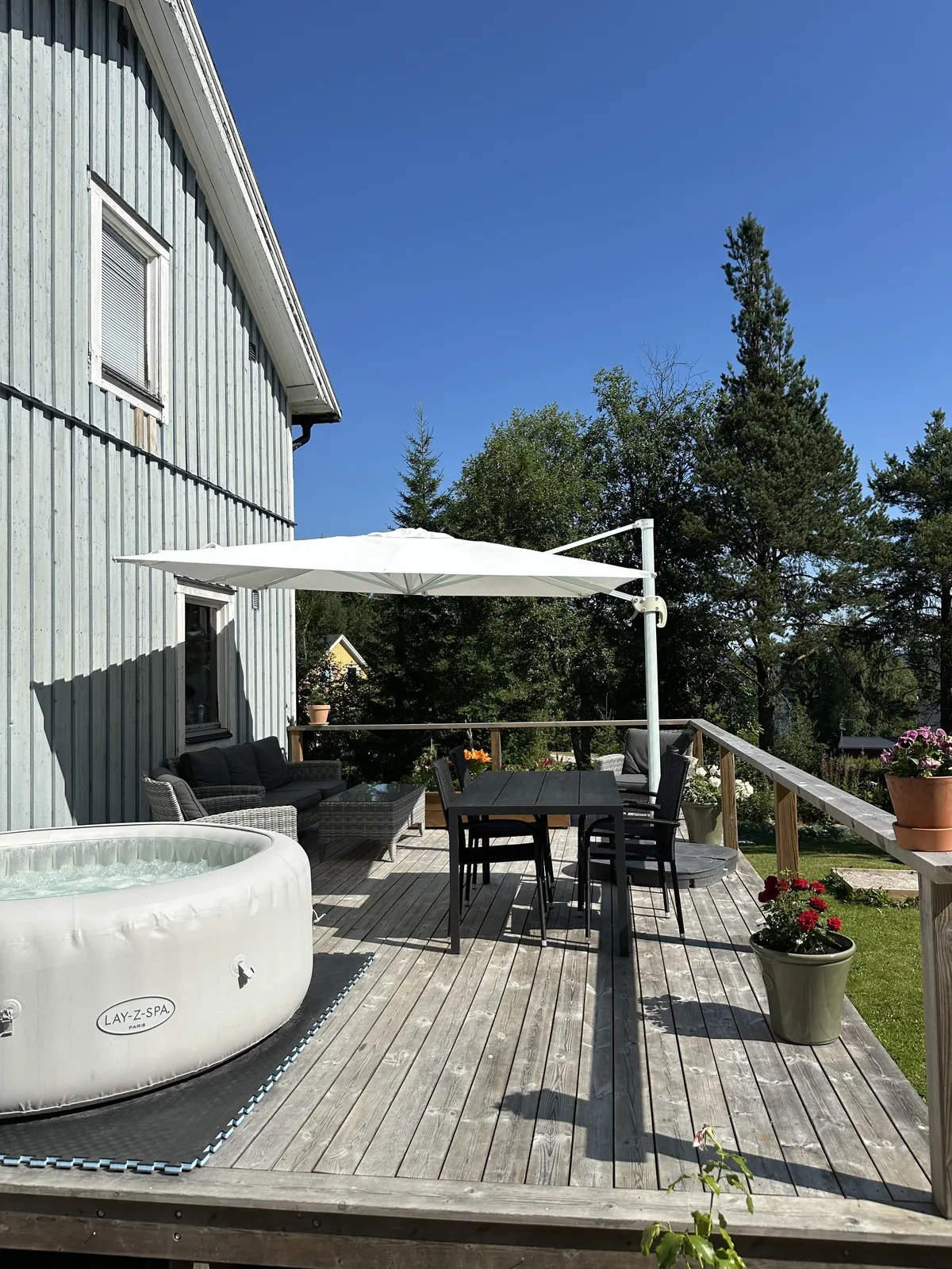 Hus på Ovanbergsvägen i Väja