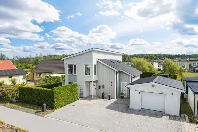 Hyresbostad på Bro i bro