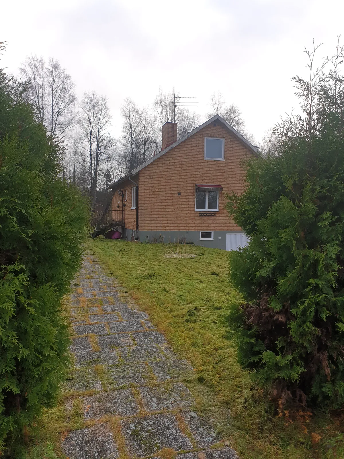 Hus på Ringvägen i Stråssa