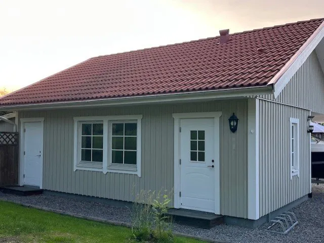Stuga på Lakevägen i Örebro