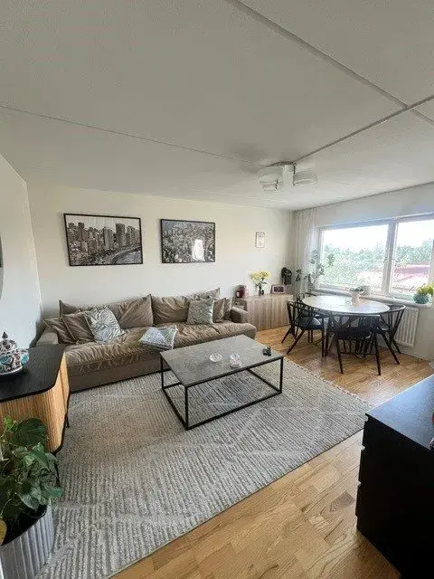 Hyreslägenhet på Haninge i haninge