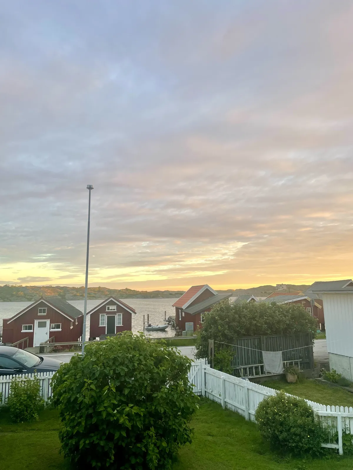 Hus på Gamla vägen i Ellös