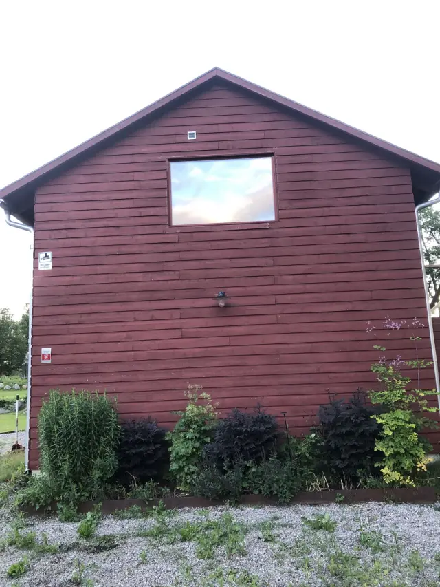 Hyreslägenhet på Åkersbergavägen i Brottby
