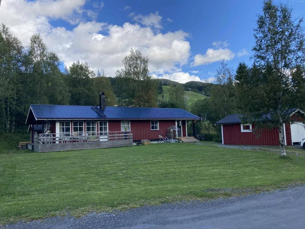 Hus på Katrinelundsvägen i duved