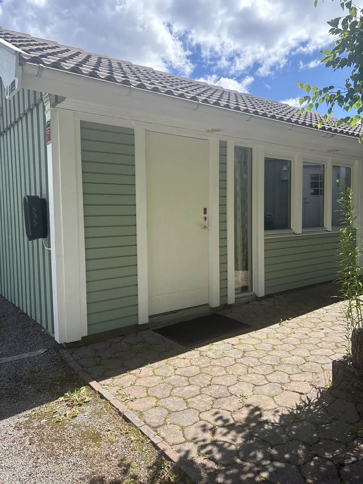 Stuga på Astronomivägen i Järfälla