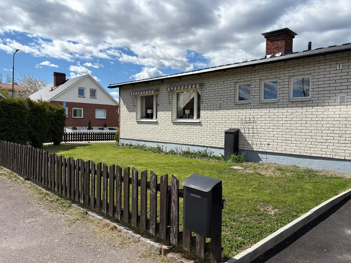 Hus på Blåbärsstigen i Köping