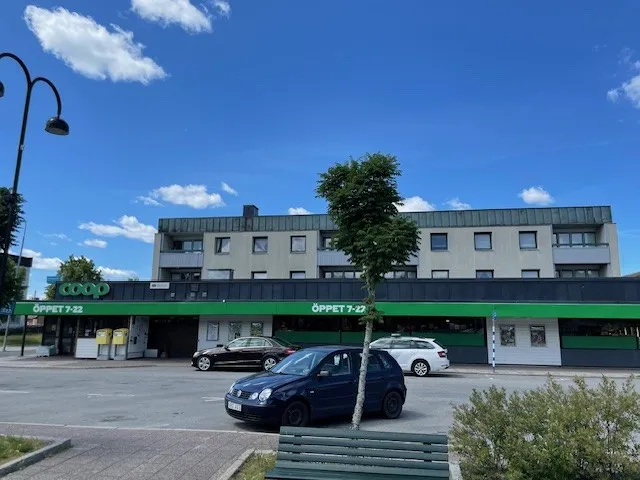 Lägenhet på Centrumplan i Forserum