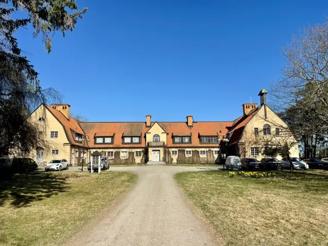 Hyreslägenhet på Bro i bro