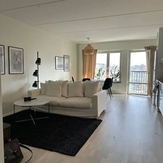 Hyreslägenhet på Täby i taby