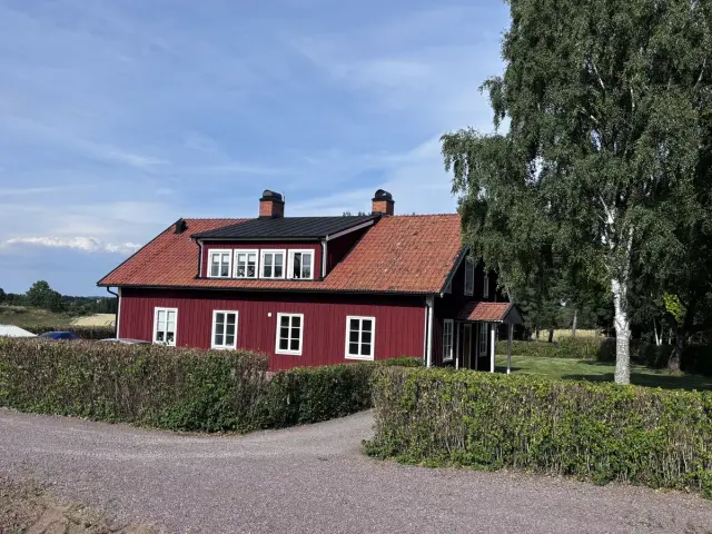 Hyreslägenhet på Uljebergs Säteri Hagen  i Mantorp