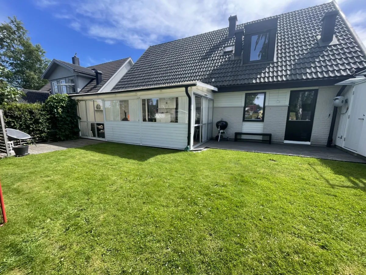 Hus på Kråkbärsvägen i Askersund