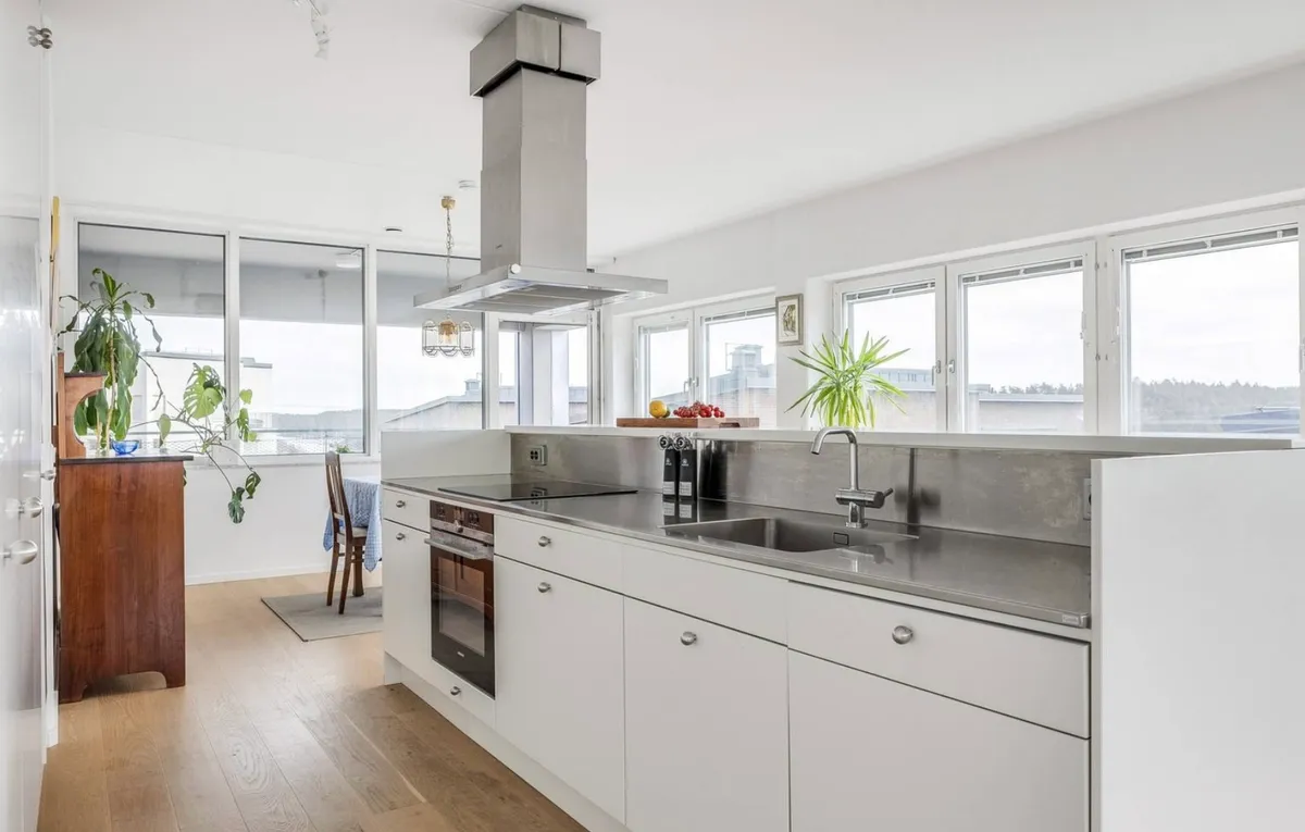 Lägenhet på Tollareslingan i Saltsjö-boo