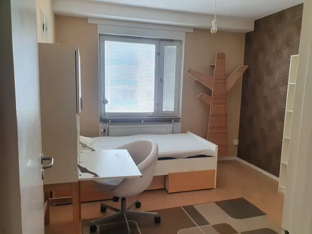 Hyreslägenhet på Studievägen i Sollentuna