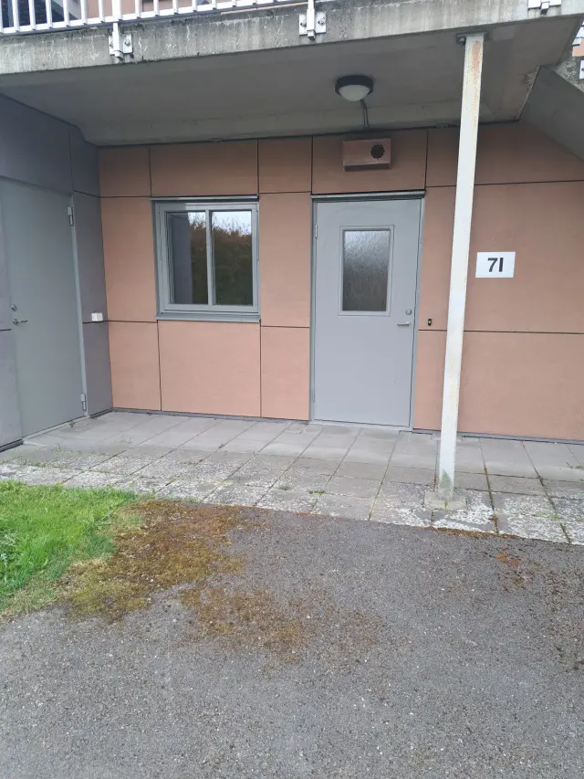 Hyreslägenhet på Vara i vara