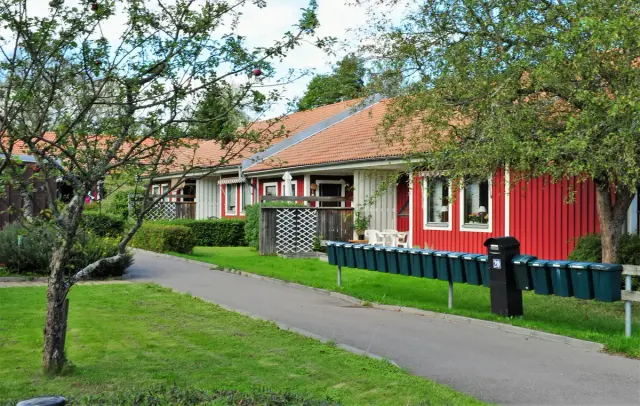 Hyreslägenhet på Björnbärsvägen i Sturefors