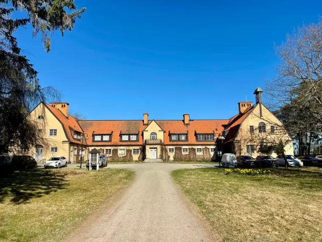 Hyreslägenhet på Bro i bro