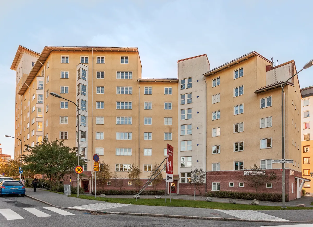 Lägenhet på Hagsätra Torg i Bandhagen