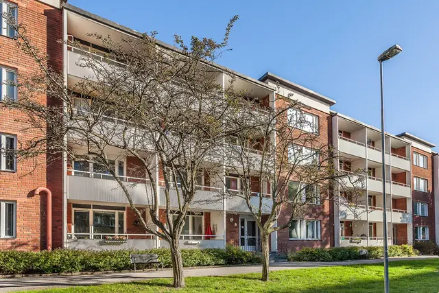 Hyreslägenhet på Slånbärsvägen i Danderyd