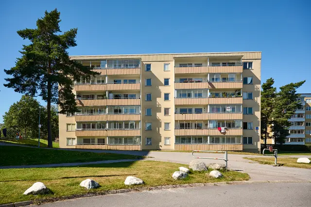 Hyreslägenhet på Fornhöjdsvägen i Södertälje