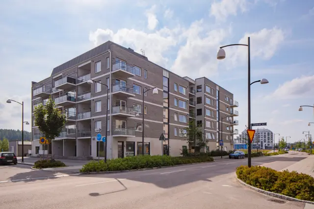 Hyreslägenhet på Karlsdalsallén i Örebro