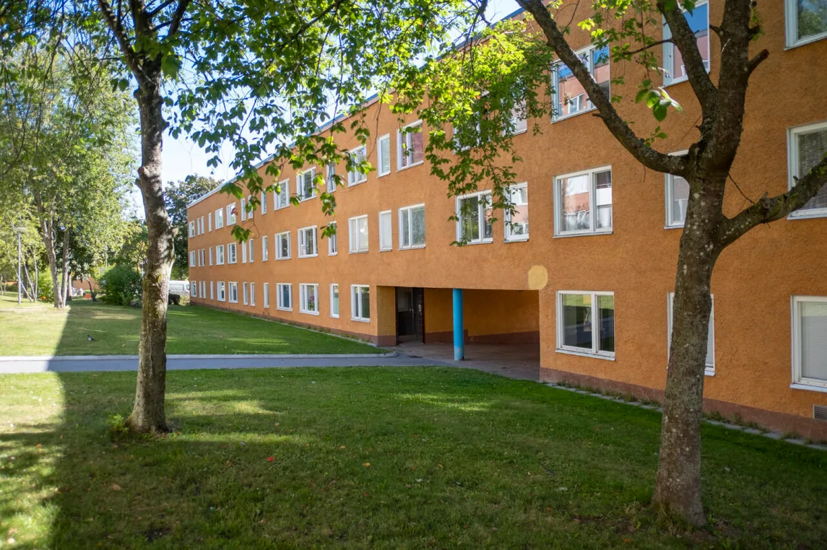 Lägenhet på Krongårdsvägen i Vårby