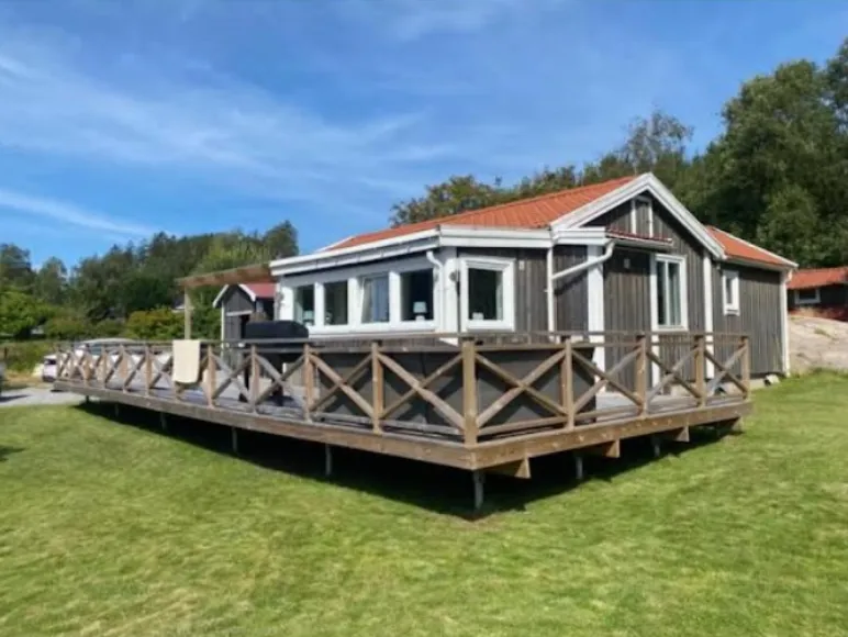 Bostad på STENSJÖ i Hunnebostrand