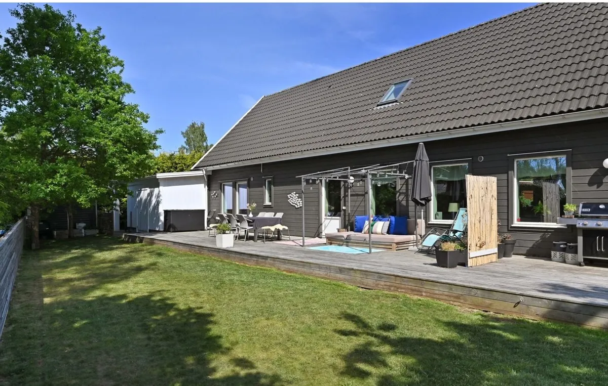 Property image 24