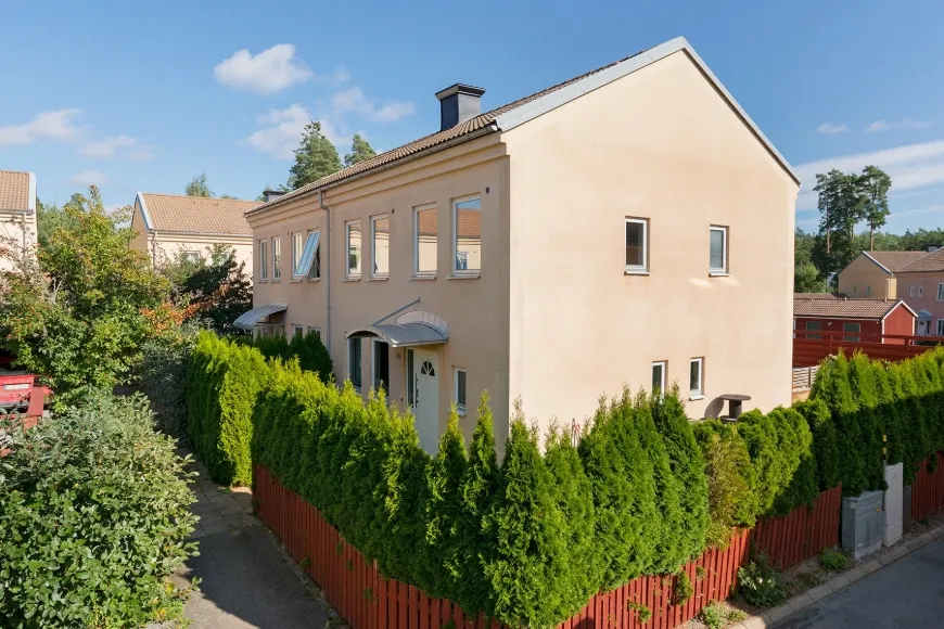 Bostad på Slånbärsvägen i Sigtuna