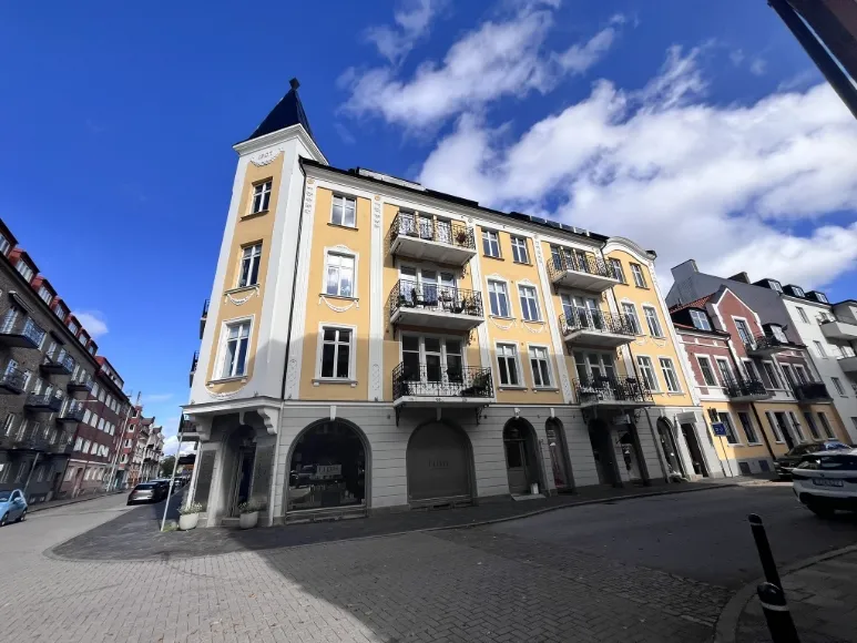 Property image 8