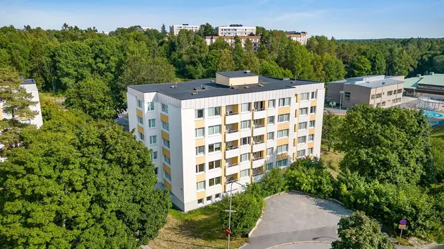 Hyreslägenhet på Skogås i skogas