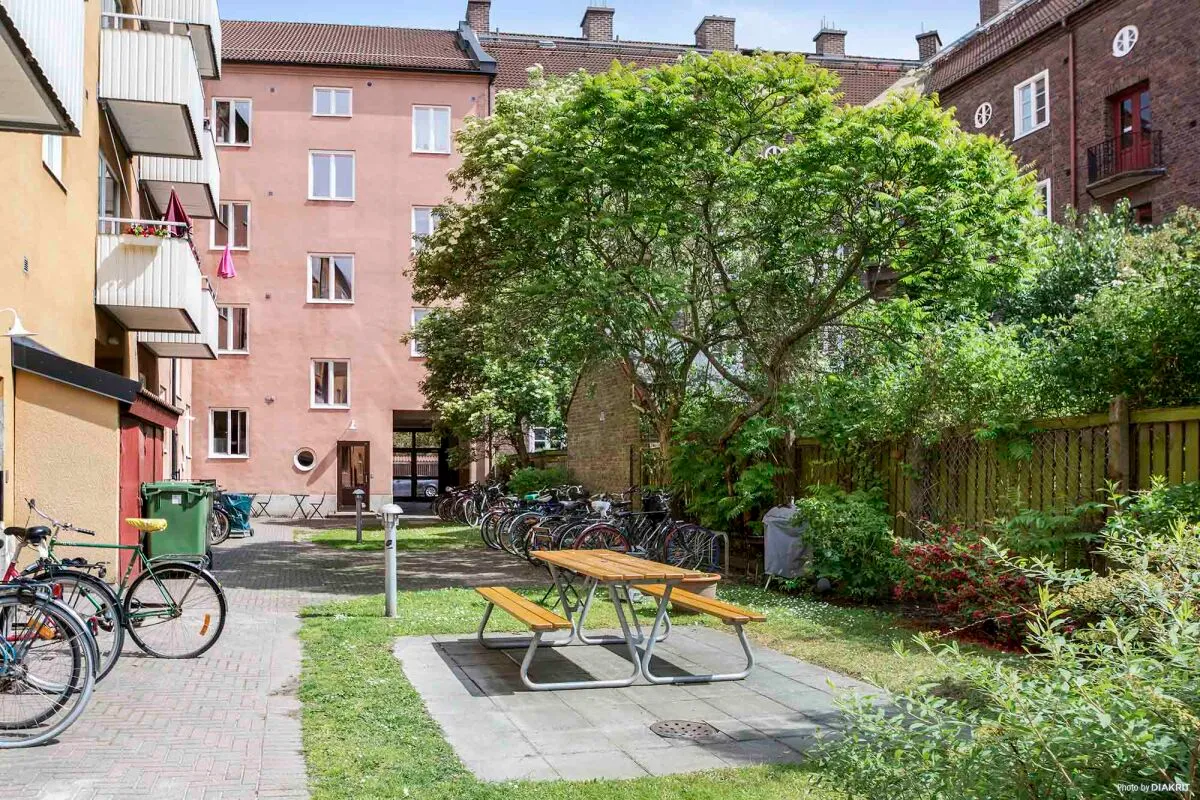 Property image 8