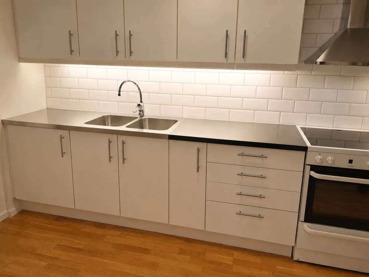 Eskadervägen 3 i Täby