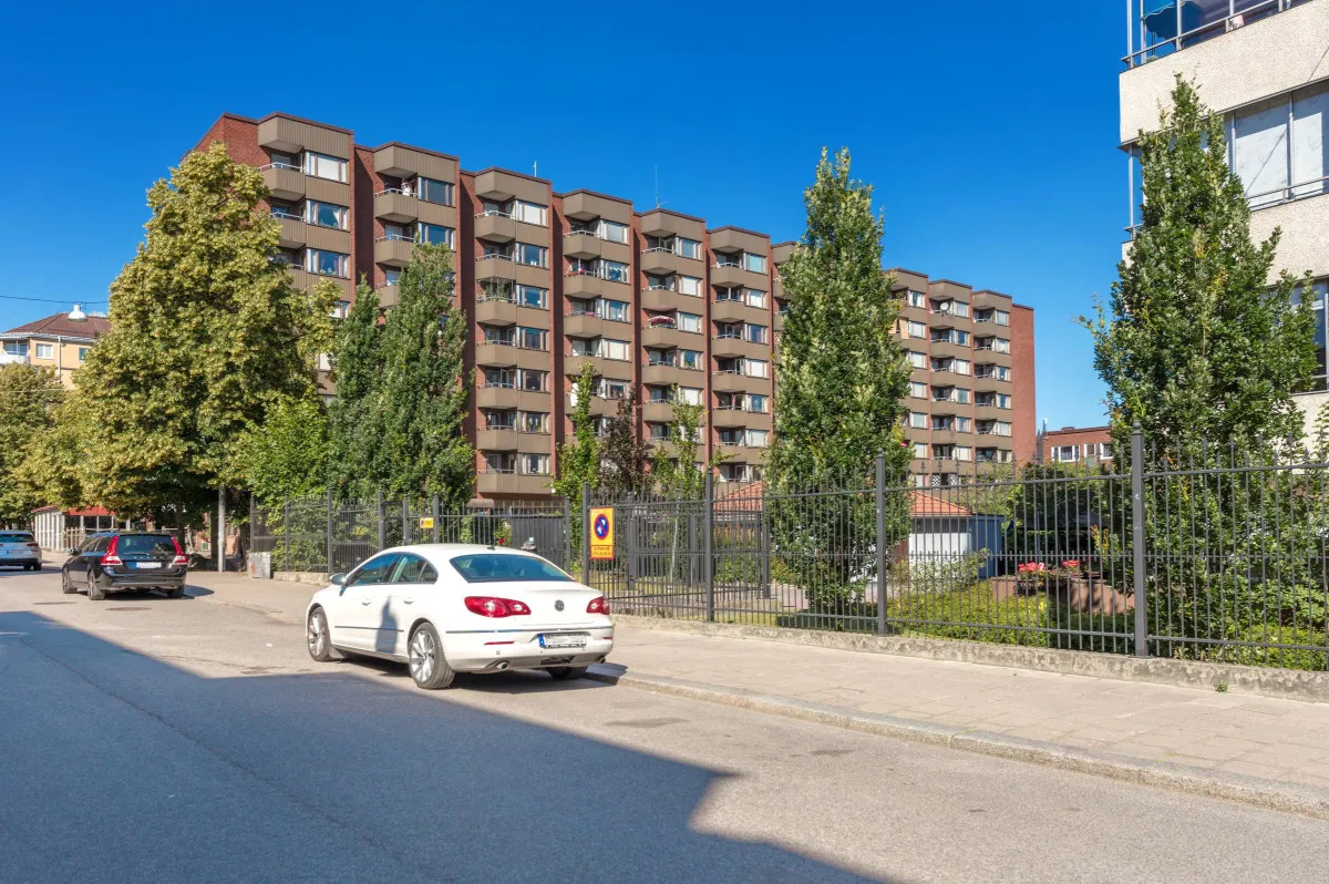 Property image 8